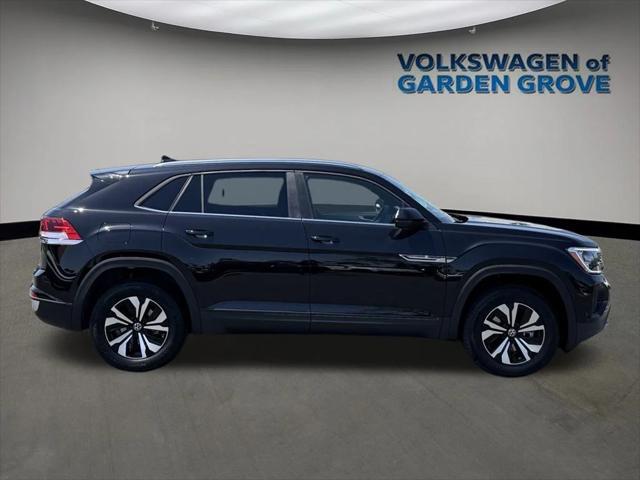 new 2025 Volkswagen Atlas Cross Sport car, priced at $38,053