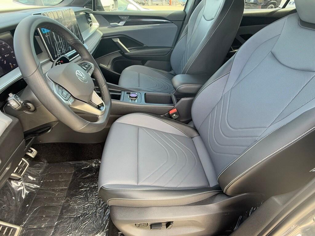 new 2026 Volkswagen Tiguan car, priced at $37,025