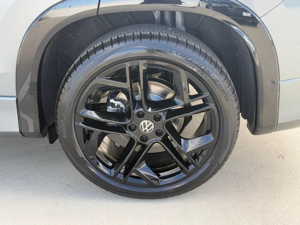 new 2026 Volkswagen Tiguan car, priced at $37,025