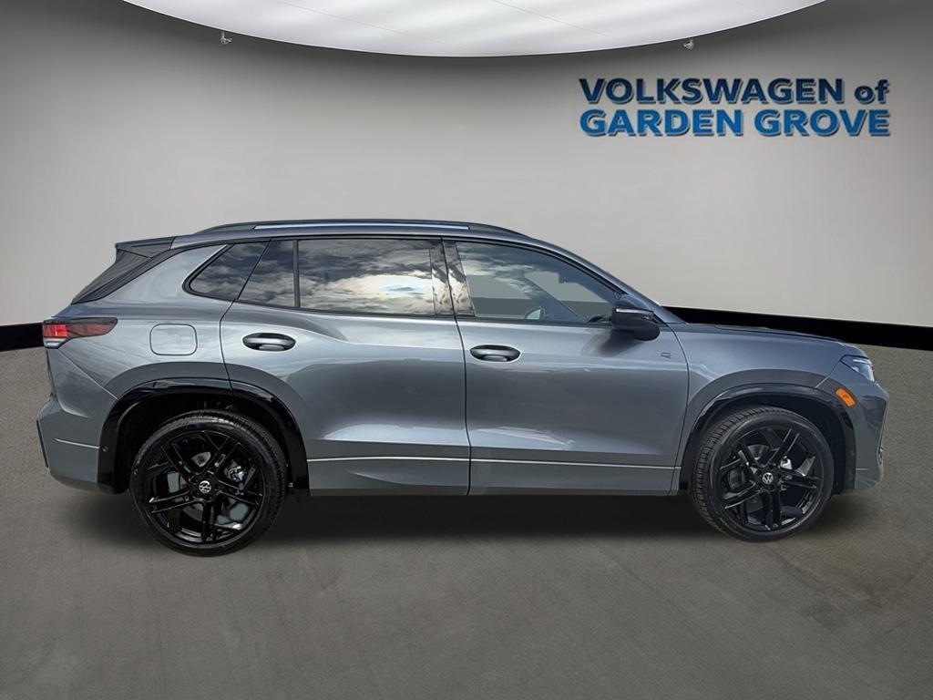 new 2026 Volkswagen Tiguan car, priced at $37,025