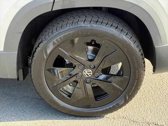new 2025 Volkswagen Taos car, priced at $29,680