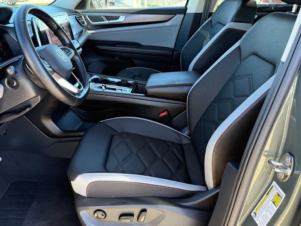 new 2026 Volkswagen Atlas car, priced at $49,279