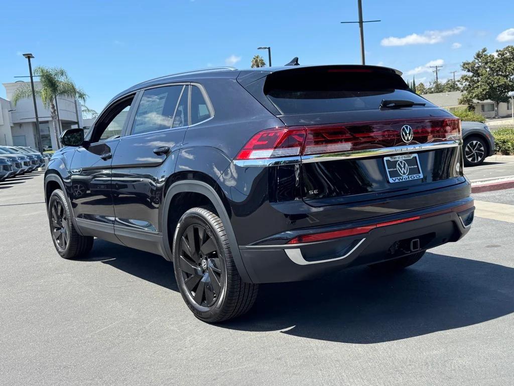 new 2026 Volkswagen Atlas Cross Sport car, priced at $44,152