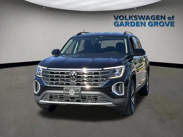 new 2025 Volkswagen Atlas car, priced at $37,978