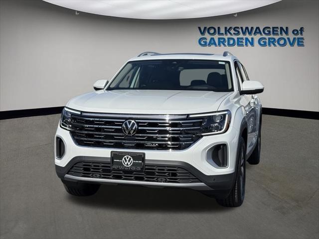 new 2025 Volkswagen Atlas car, priced at $47,928