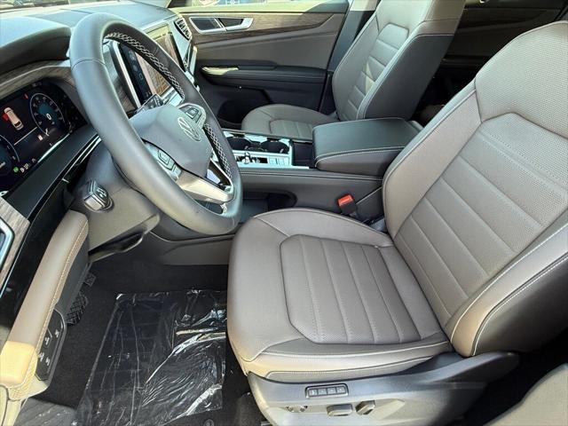 new 2025 Volkswagen Atlas car, priced at $47,928