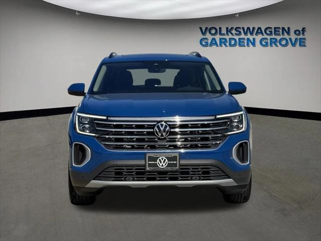 new 2025 Volkswagen Atlas car, priced at $42,051