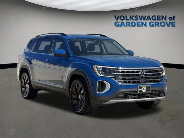 new 2025 Volkswagen Atlas car, priced at $42,051