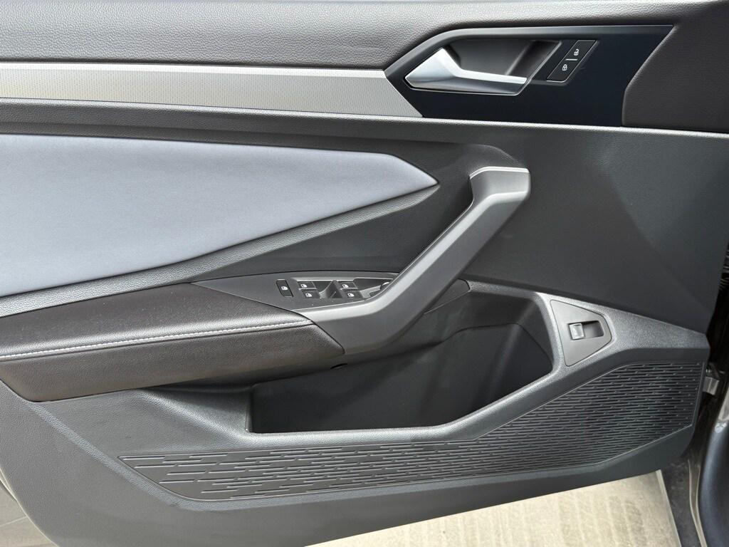 new 2025 Volkswagen Jetta car, priced at $25,721