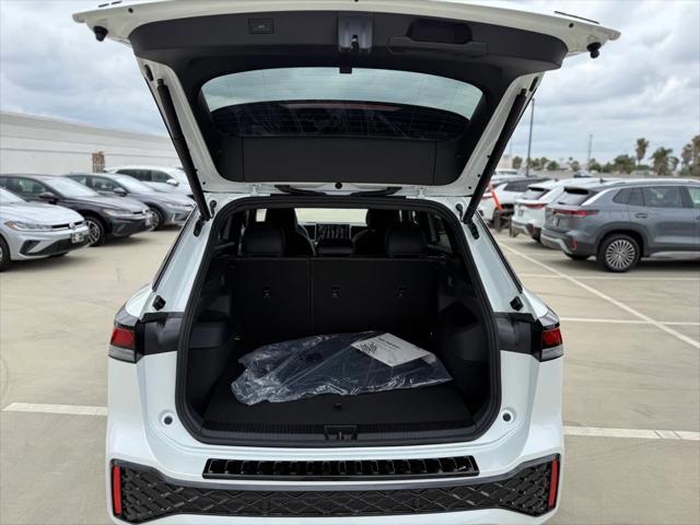 new 2025 Volkswagen Tiguan car, priced at $39,198