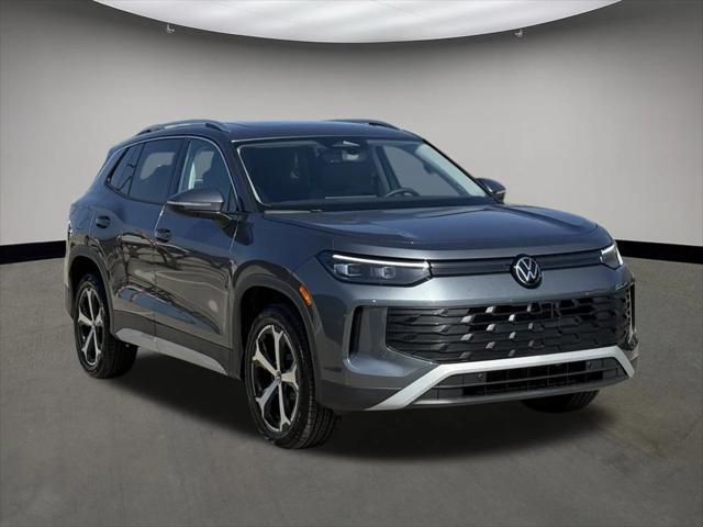new 2025 Volkswagen Tiguan car, priced at $37,188
