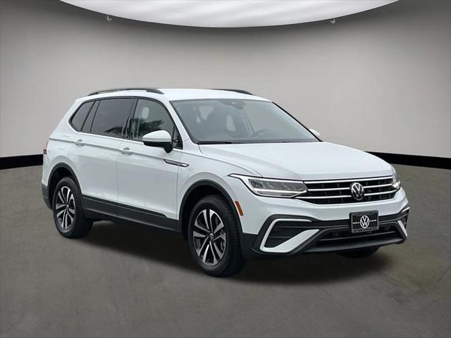 new 2024 Volkswagen Tiguan car, priced at $31,058