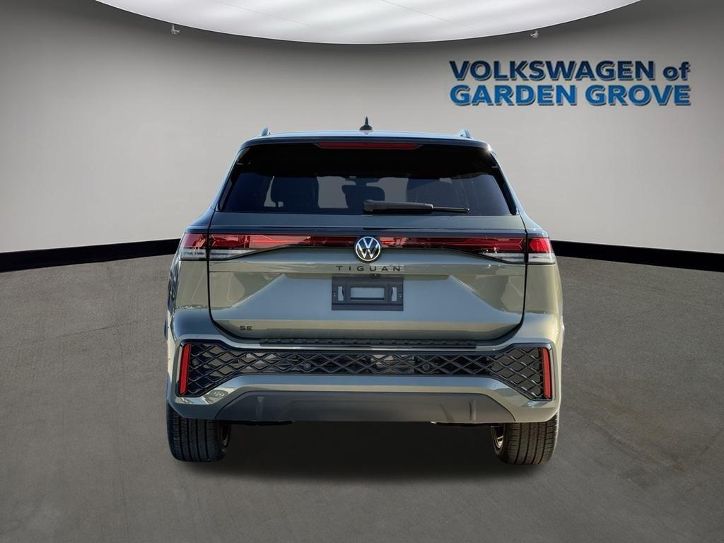 new 2025 Volkswagen Tiguan car, priced at $37,060