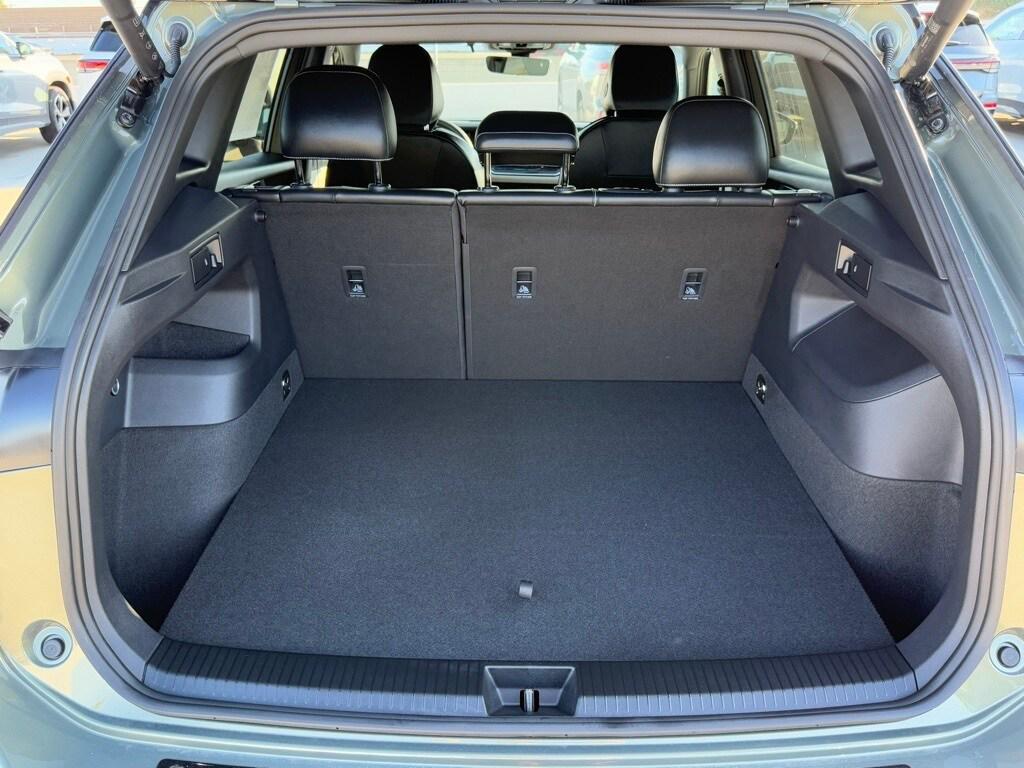 new 2025 Volkswagen Tiguan car, priced at $37,060
