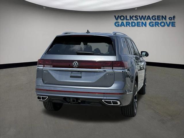 new 2025 Volkswagen Atlas car, priced at $54,630