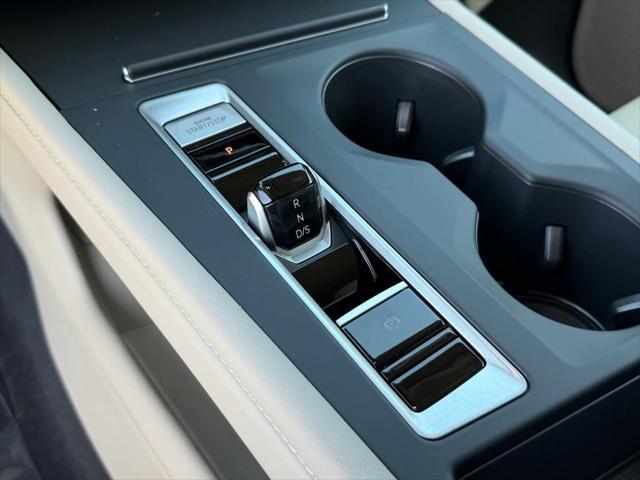 new 2025 Volkswagen Atlas car, priced at $38,978