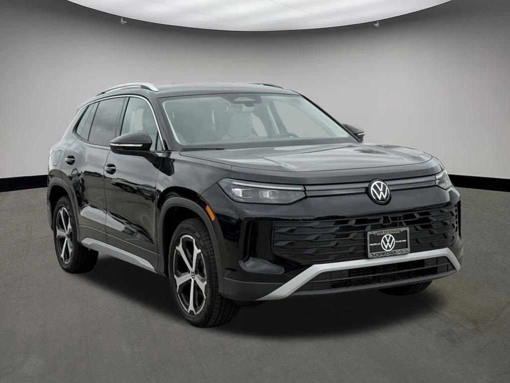 new 2025 Volkswagen Tiguan car, priced at $31,266