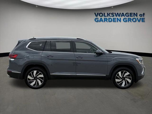 new 2025 Volkswagen Atlas car, priced at $48,026