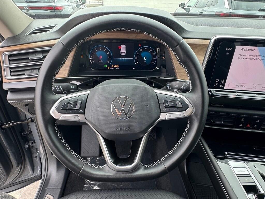 new 2026 Volkswagen Atlas car, priced at $49,082