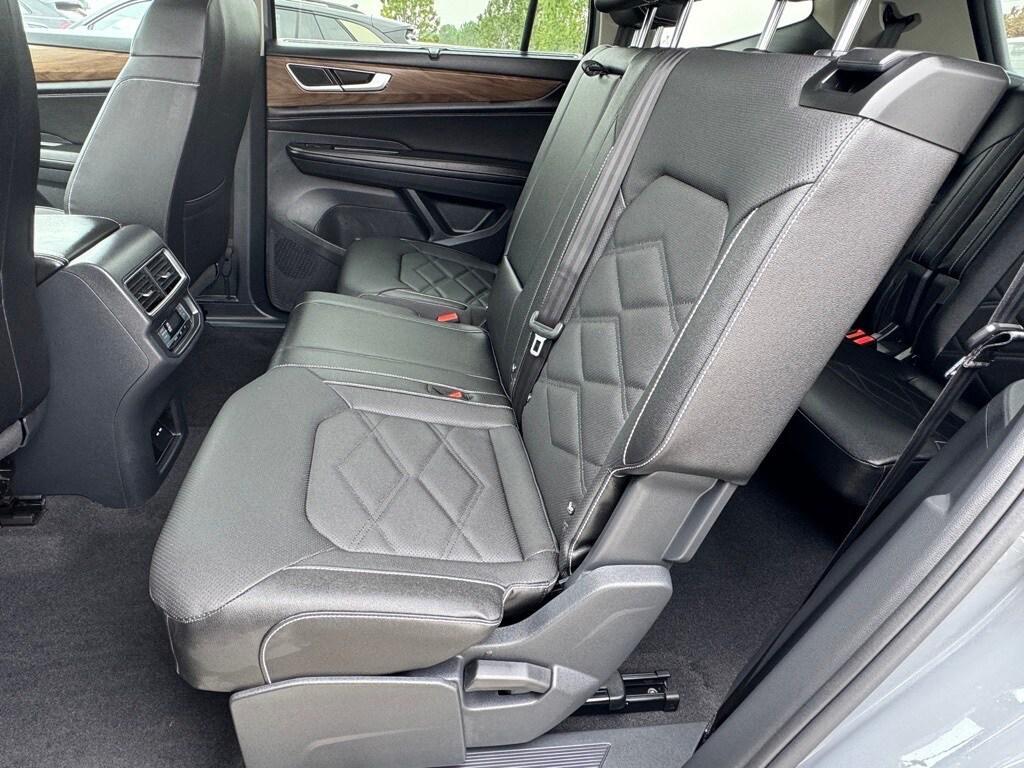 new 2026 Volkswagen Atlas car, priced at $49,082