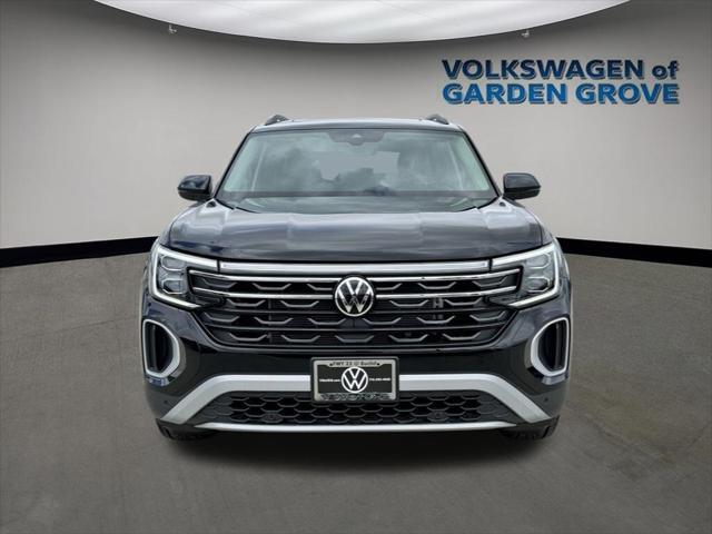 new 2024 Volkswagen Atlas car, priced at $44,630