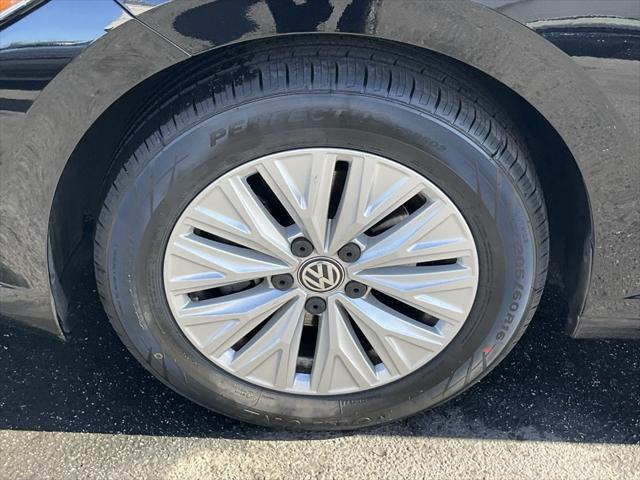 used 2019 Volkswagen Jetta car, priced at $12,985