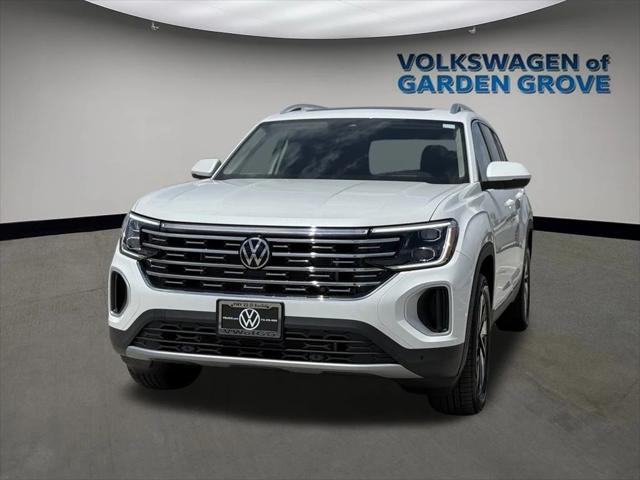 new 2025 Volkswagen Atlas car, priced at $51,984
