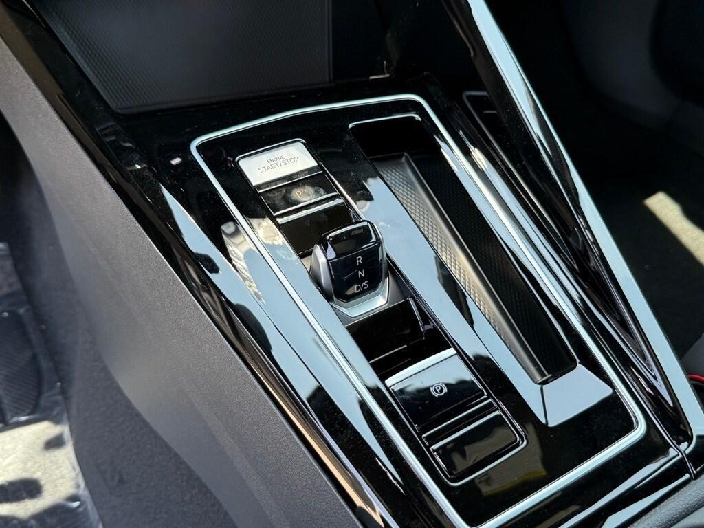 new 2025 Volkswagen Golf GTI car, priced at $36,972