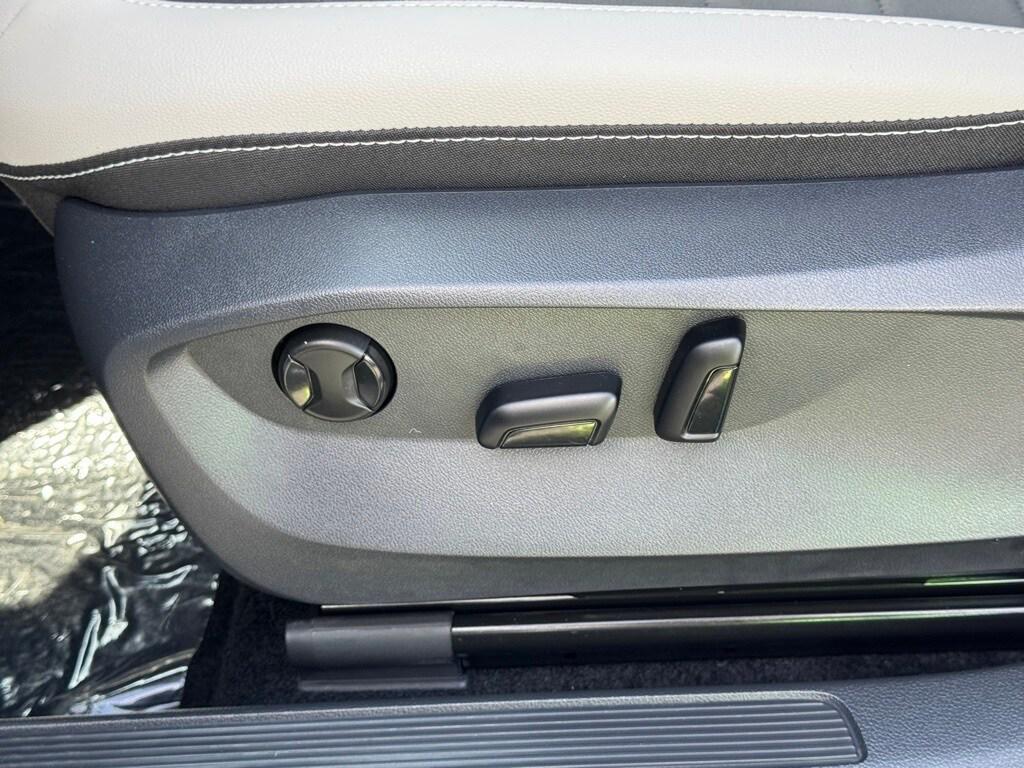 new 2025 Volkswagen Taos car, priced at $26,566