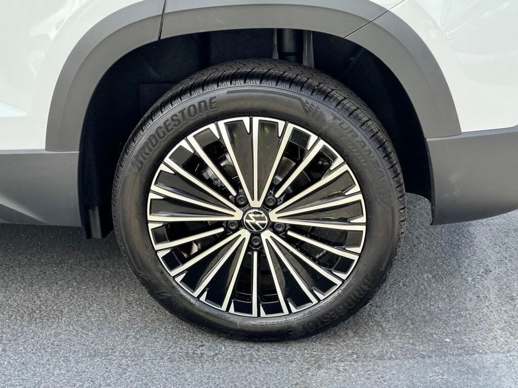 new 2025 Volkswagen Taos car, priced at $26,566