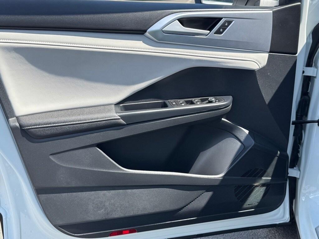 new 2025 Volkswagen Taos car, priced at $26,566