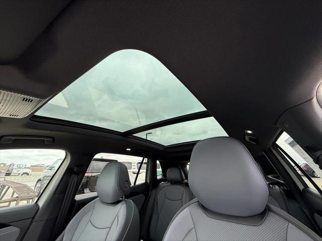 new 2025 Volkswagen Tiguan car, priced at $39,354