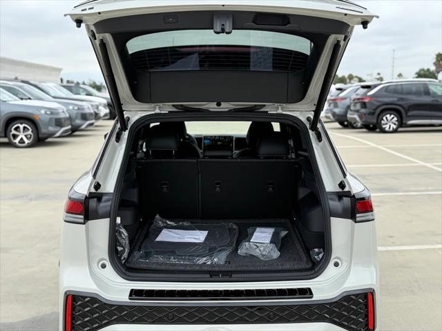 new 2025 Volkswagen Tiguan car, priced at $39,354