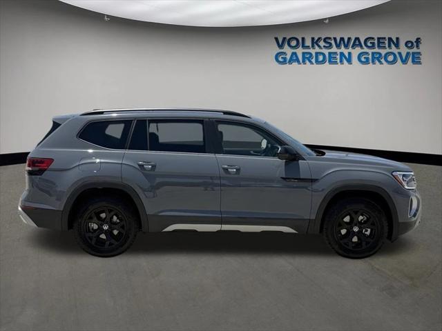 new 2025 Volkswagen Atlas car, priced at $46,858
