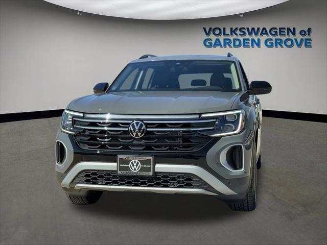 new 2025 Volkswagen Atlas car, priced at $45,176