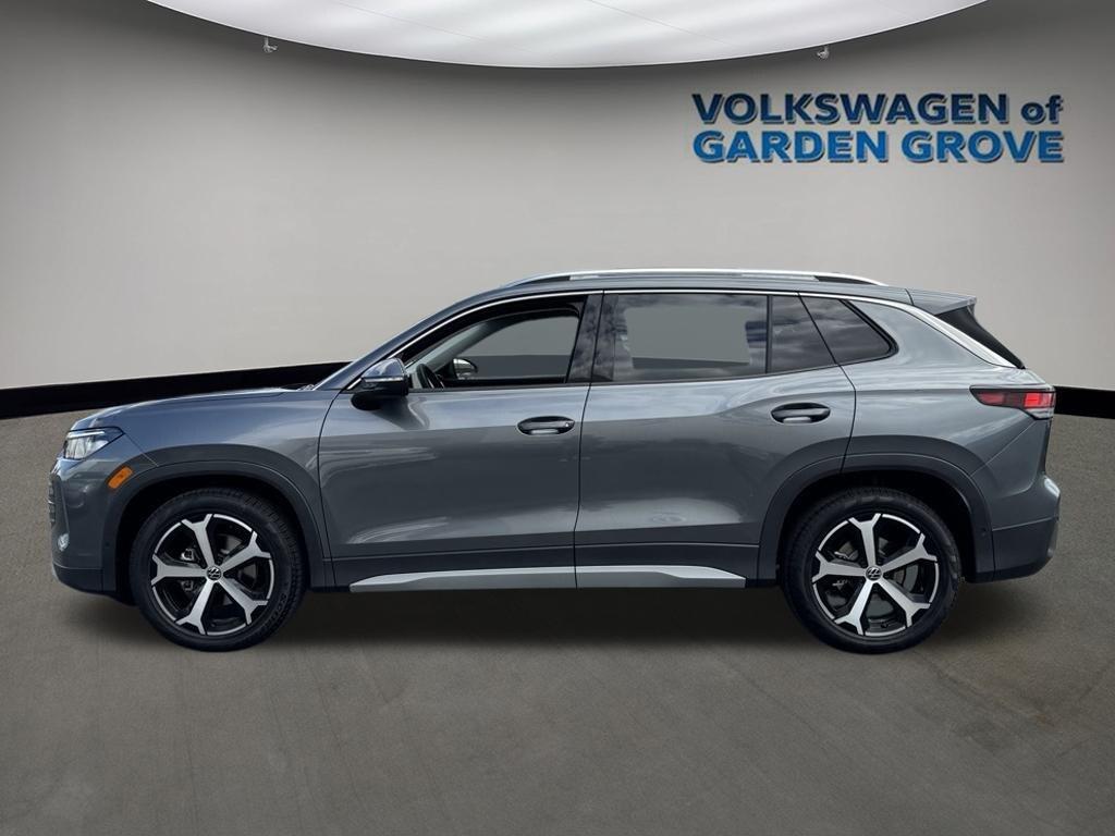 new 2025 Volkswagen Tiguan car, priced at $32,077