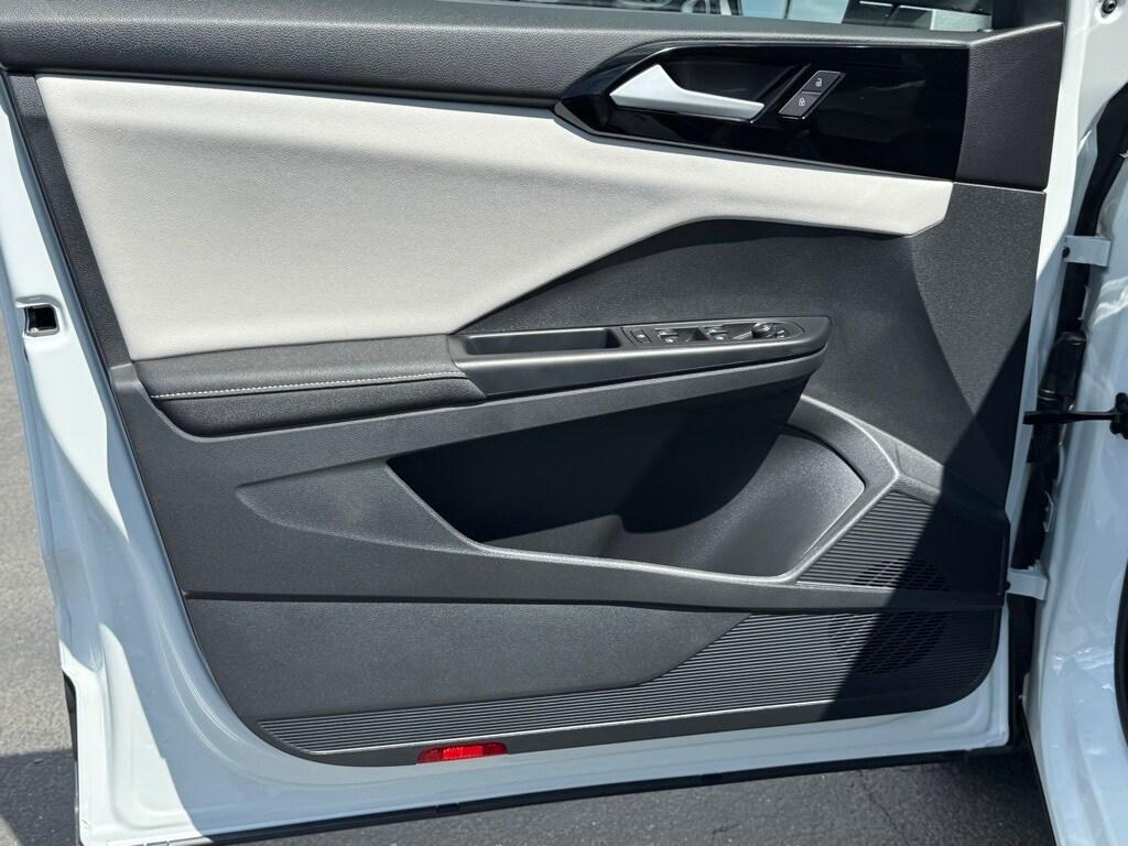new 2025 Volkswagen Taos car, priced at $24,916