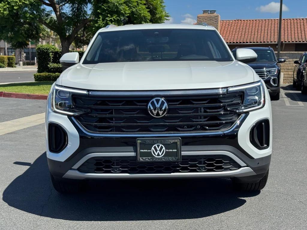 new 2026 Volkswagen Atlas Cross Sport car, priced at $43,407