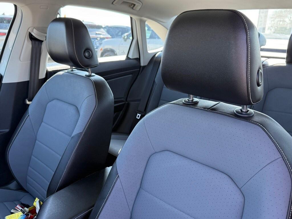 new 2025 Volkswagen Jetta car, priced at $26,176