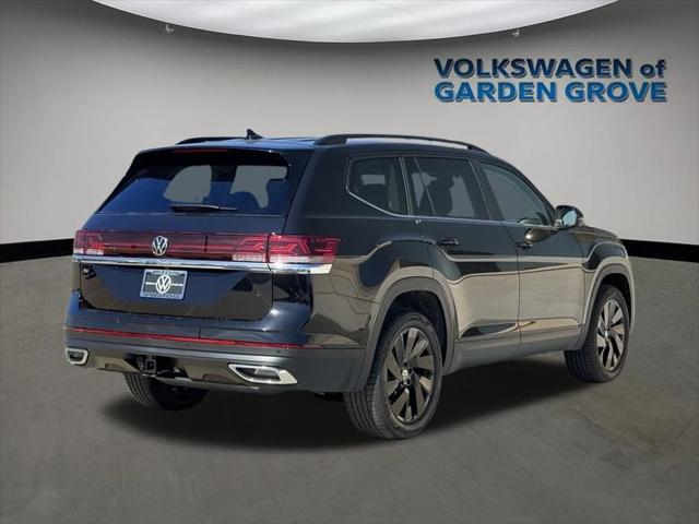 new 2025 Volkswagen Atlas car, priced at $42,476