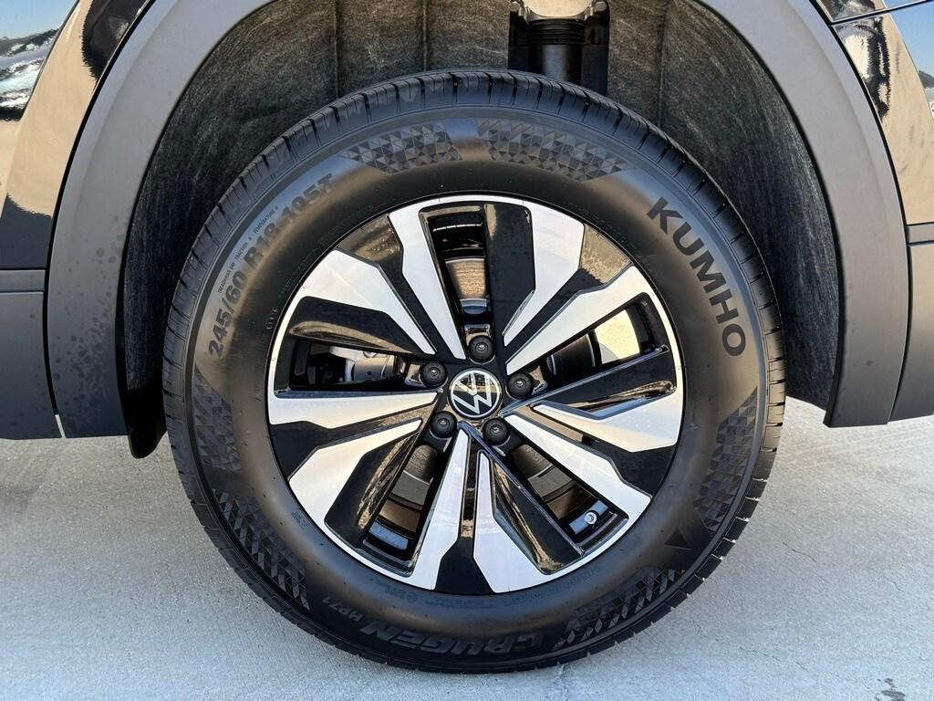 new 2026 Volkswagen Atlas car, priced at $39,172