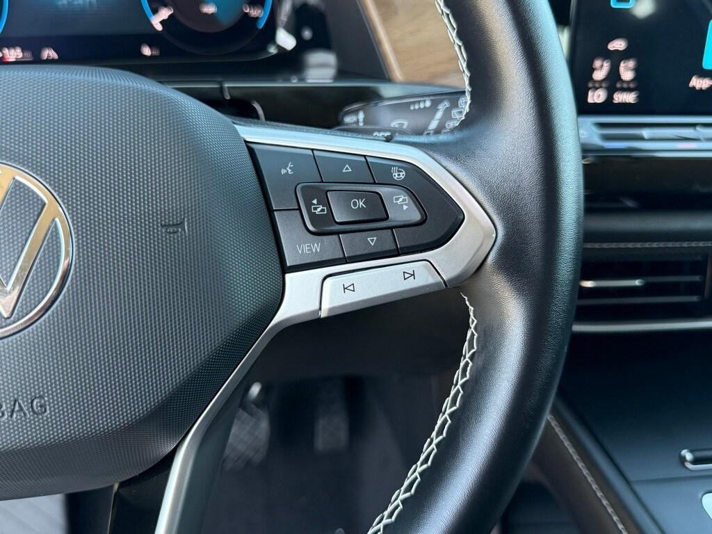 new 2026 Volkswagen Atlas car, priced at $39,172