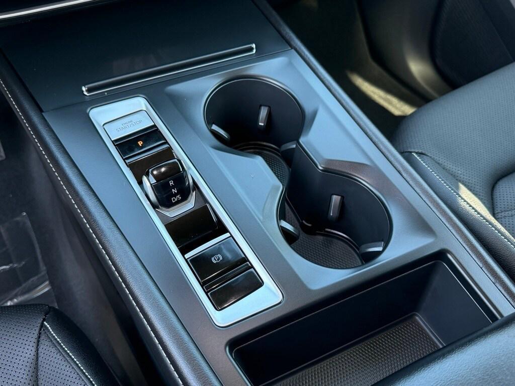 new 2026 Volkswagen Atlas car, priced at $39,172