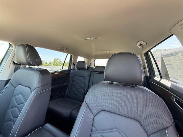 new 2025 Volkswagen Atlas car, priced at $37,246