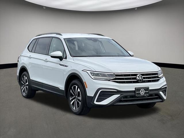 new 2024 Volkswagen Tiguan car, priced at $31,058