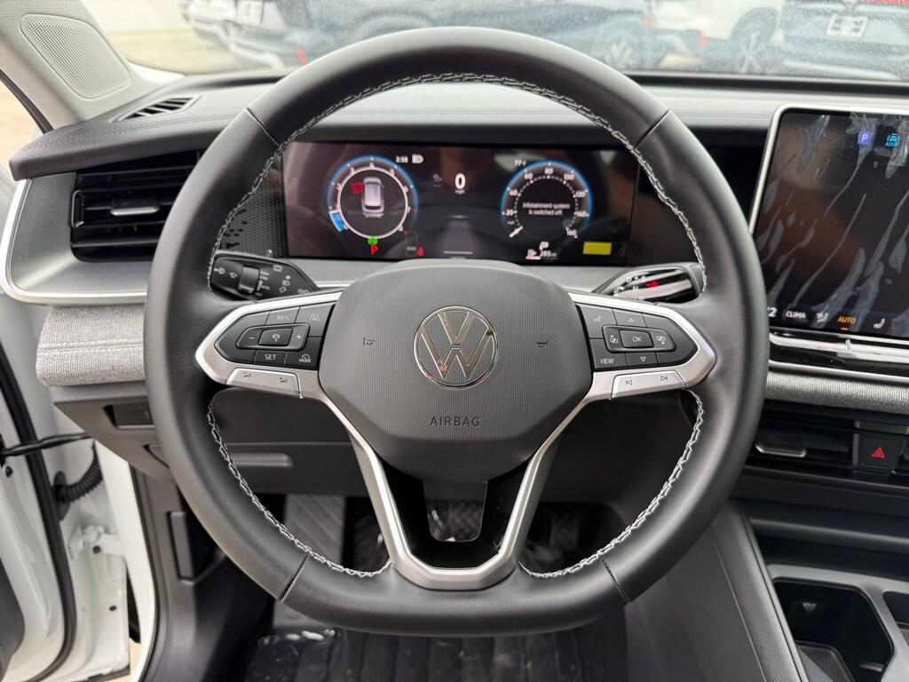 new 2025 Volkswagen Tiguan car, priced at $27,216