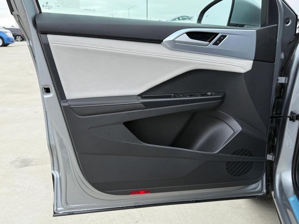 new 2025 Volkswagen Taos car, priced at $30,011