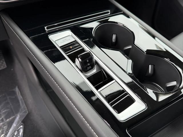 new 2025 Volkswagen Atlas car, priced at $39,507