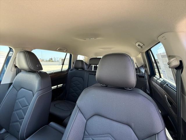 new 2025 Volkswagen Atlas car, priced at $44,596