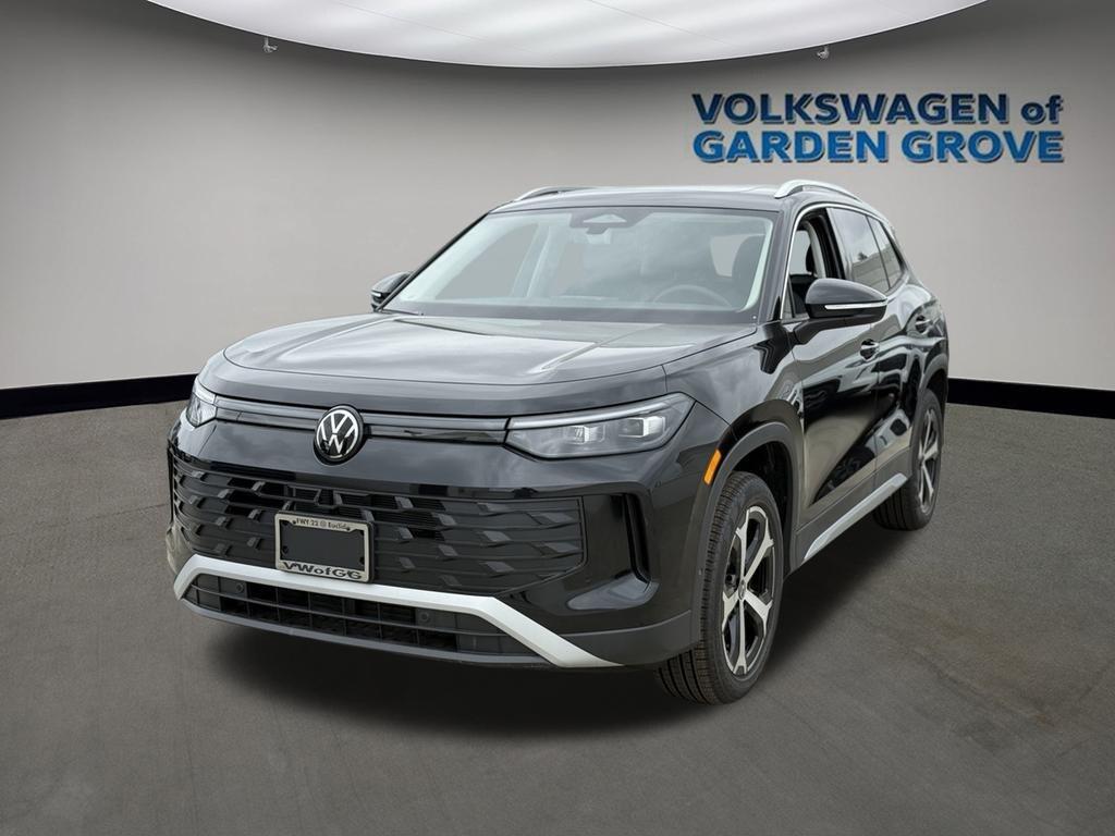 new 2025 Volkswagen Tiguan car, priced at $34,076